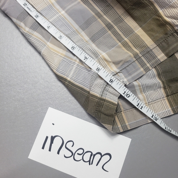 3/$15 mens dockers plaid cargo short size 34 - Picture 9 of 10